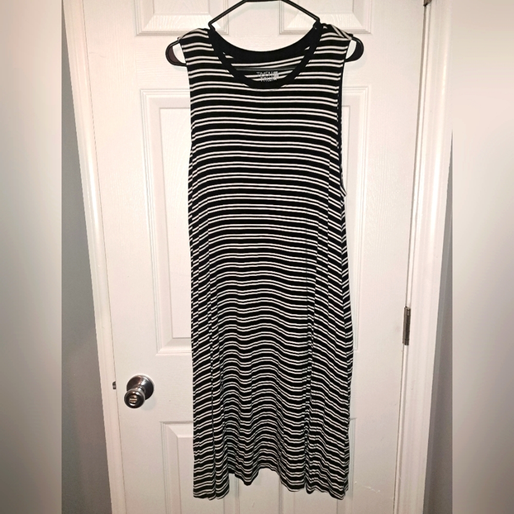 Sleeveless Dress